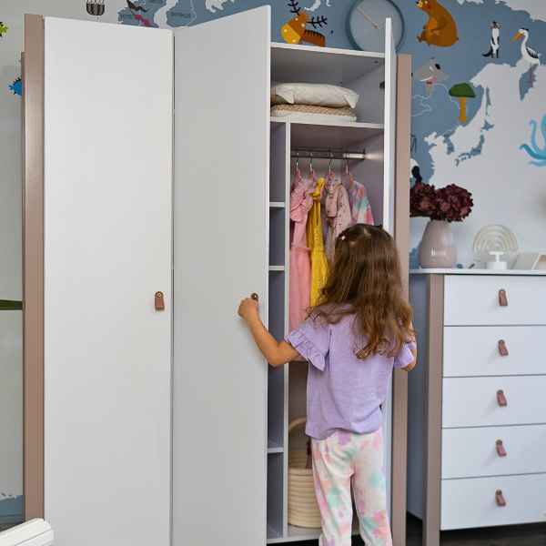 Variabilita rozměrů a vnitřního uspořádání skříní Gekko Kids